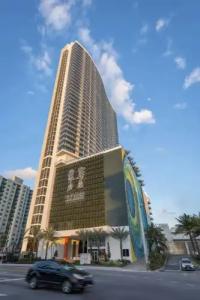 Hyde Resort & Residences - 1