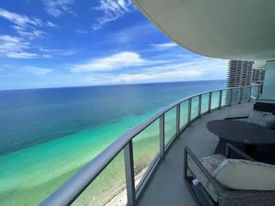 Hyde Resort & Residences - 133