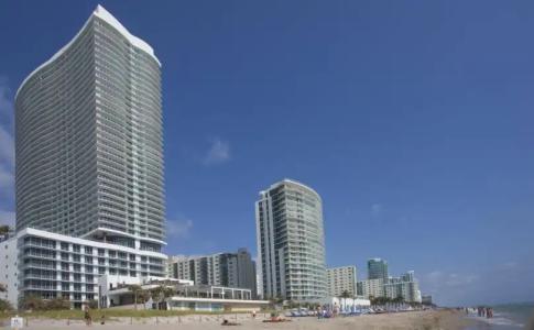 Hyde Resort & Residences - 21