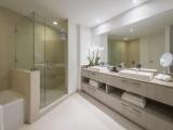 2 Bedrooms Suite oceanfront