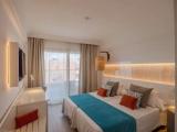 Double room with pool view