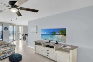 Phoenix IV 4054, Orange Beach