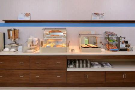 Holiday Inn Express & Suites - St. Petersburg - Madeira Beach, an IHG - 29