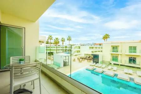 Melpo Antia & Suites - 141