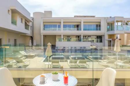 Melpo Antia & Suites - 128