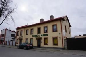Robezu Nams, Liepaya