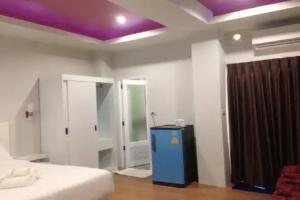 Namthip Residence, Trang
