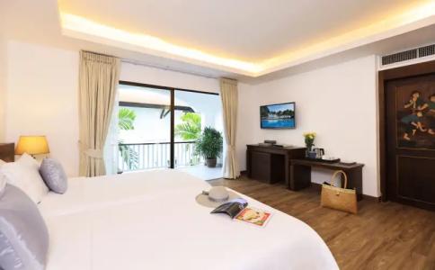 Celes Samui - 1