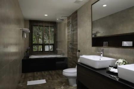 Celes Samui - 8