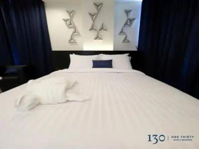 130 & Residence Bangkok - 34