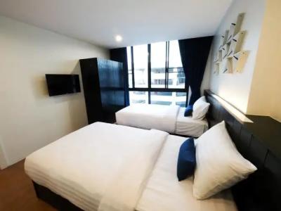 130 & Residence Bangkok - 2