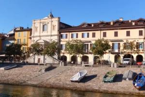 Bed & Breakfast «White Lilac Boutique B&B», Arona