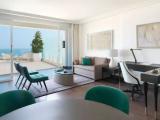 1 Bedroom Deluxe Double Suite with ocean view