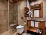 Junior Suite with pool view