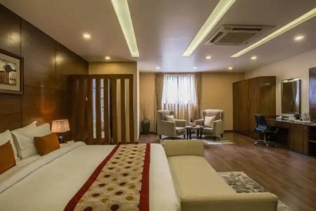 Yatri Suites and Spa - 28