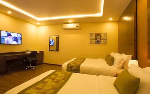 Yatri Suites and Spa - 72
