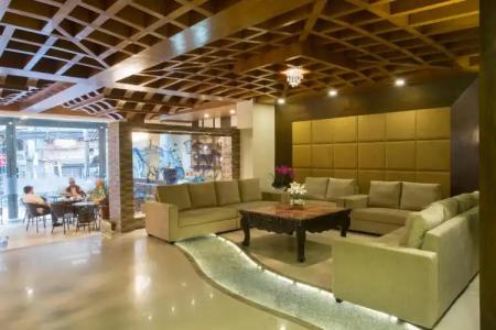 Yatri Suites and Spa - 11