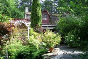 Garden House, Courtenay