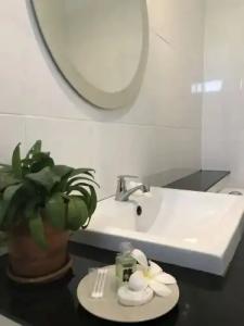 Baan Suan Rim Klong - 32