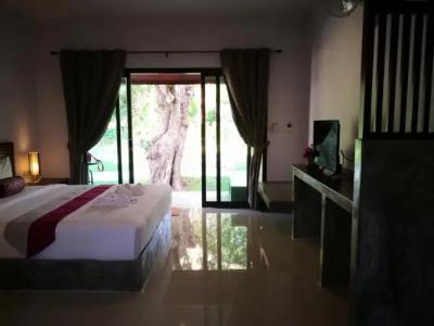 Baan Suan Rim Klong - 1