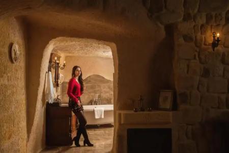 Acropolis Cave Suite - 26