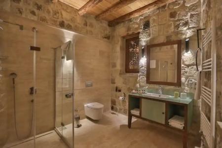 Acropolis Cave Suite - 51