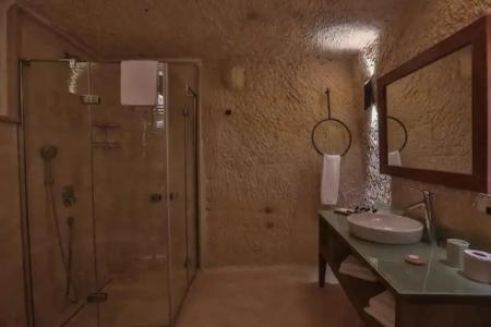Acropolis Cave Suite - 9