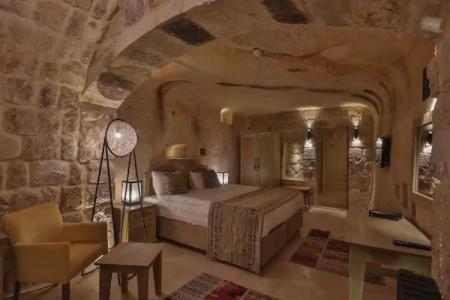 Acropolis Cave Suite - 37