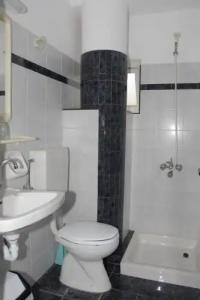 Sunshine Studios - 8