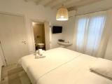 Standard Single Basement room