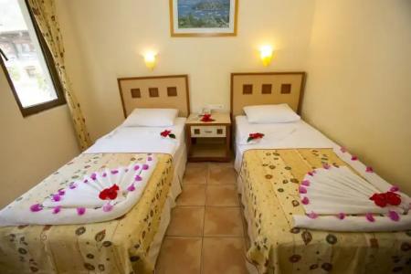 Katre Oludeniz - 130