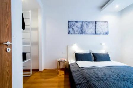 Vagabond Corvin - 34