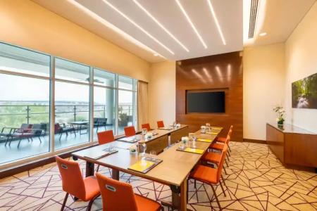 Crowne Plaza Muscat OCEC, an IHG - 31