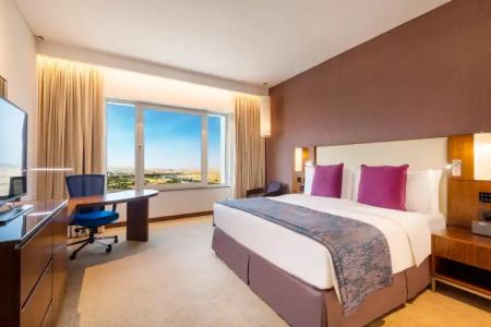 Crowne Plaza Muscat OCEC, an IHG - 4
