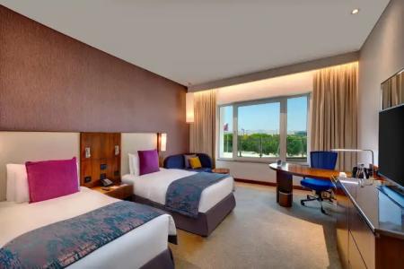 Crowne Plaza Muscat OCEC, an IHG - 3