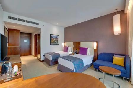 Crowne Plaza Muscat OCEC, an IHG - 42