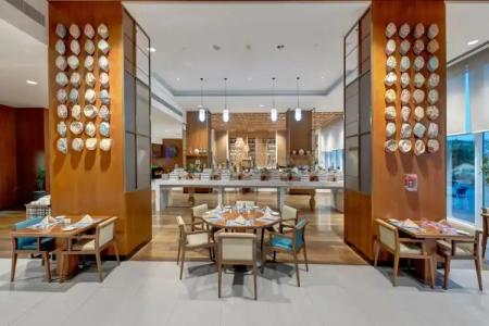 Crowne Plaza Muscat OCEC, an IHG - 35