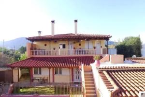 4 Seasons Suites Paradise On The Beach, Porto Rafti