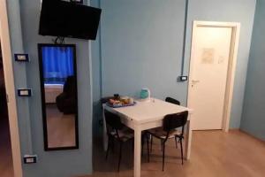 Le Camere dell'Arcobaleno, Arma di Taggia