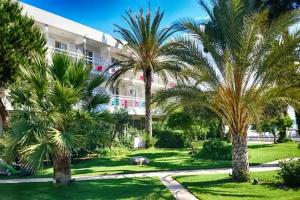 Marathon Beach Resort, Nea Makri