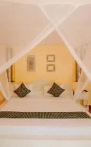 Pearl Beach by Sansi - 29