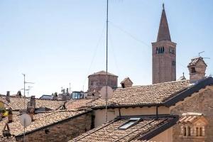 Domus San Martino GuestHouse, Piacenza