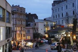 Art Nouveau Galata, Istanbul