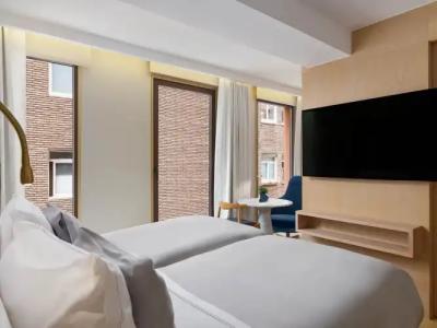 The One Barcelona GL - 102