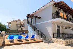 Karras Livin, Laganas