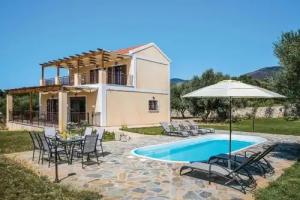 Karavias Villa, Mousata