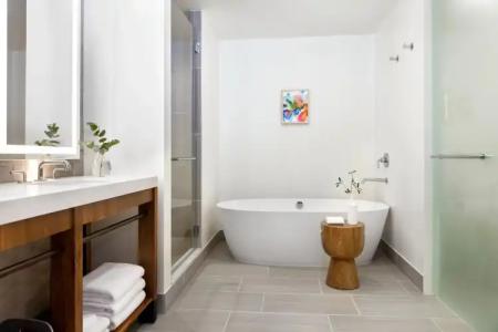 Kimpton Born, an IHG - 33