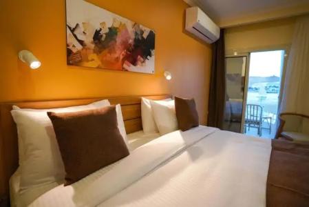 Obelisk Nile Aswan - 76