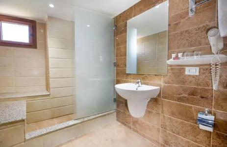 Obelisk Nile Aswan - 46