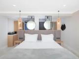 Suite with partial sea view